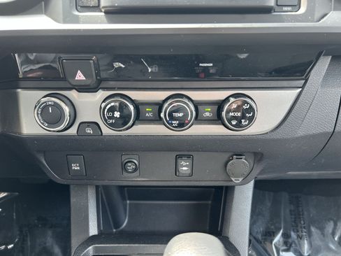 Used 2017 Toyota Tacoma SR w/ Tow Package AWD/4WD image 19