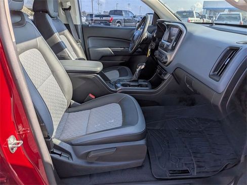 Used 2022 Chevrolet Colorado Z71 w/ Safety Package image 36