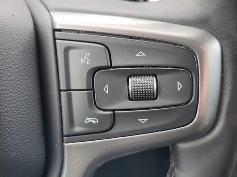 Used 2025 Chevrolet Silverado 1500 LT AWD/4WD image 13