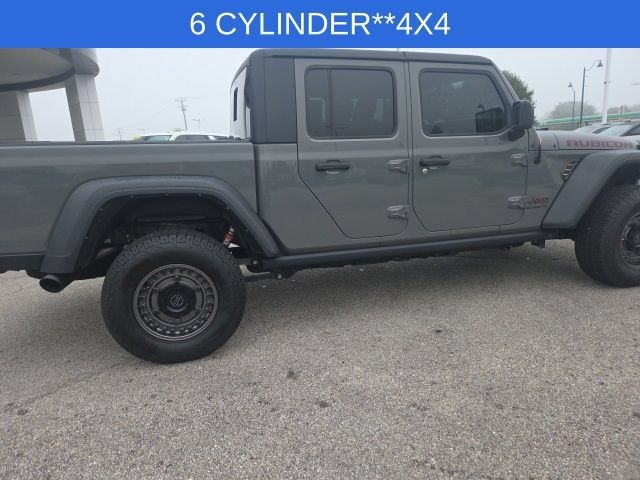 Used 2022 Jeep Gladiator Rubicon w/ Cold Weather Group AWD/4WD image 25