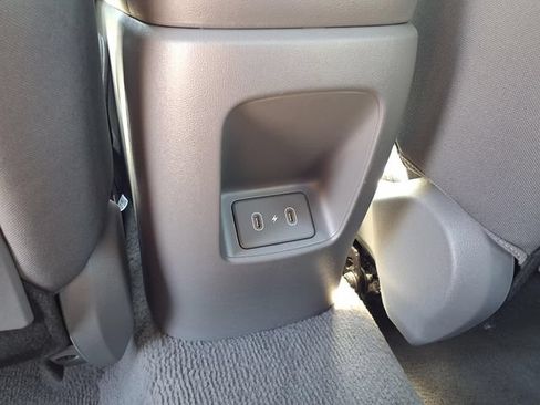 Used 2025 Hyundai Elantra SEL FWD image 74