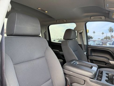 Used 2018 Chevrolet Silverado 2500 LT w/ LT Convenience Package AWD/4WD image 30