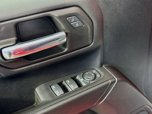 Used 2021 Chevrolet Silverado 1500 Custom w/ Rally Edition image 19