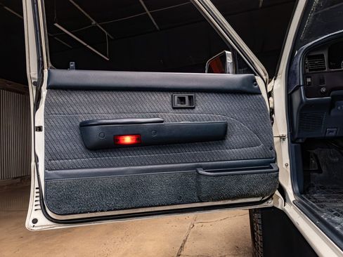 Used 1991 Toyota Pickup SR5 image 20