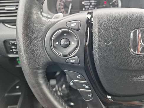 Used 2020 Honda Ridgeline RTL-E image 14