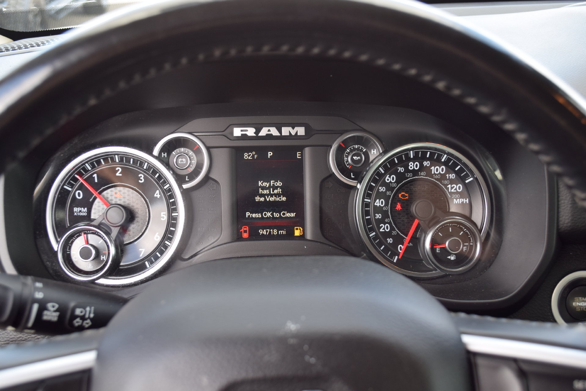 Used 2020 RAM 1500 Big Horn AWD/4WD image 9