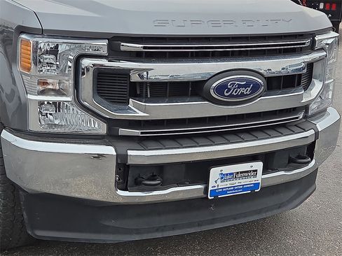 Certified 2022 Ford F250 XL w/ STX Appearance Package image 9