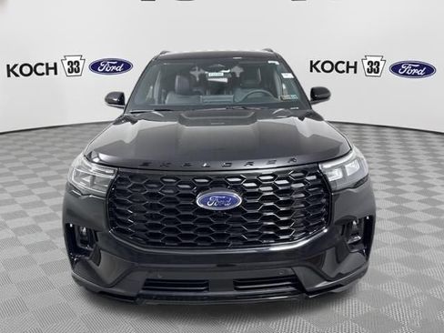 New 2026 Ford Explorer ST-Line image 2