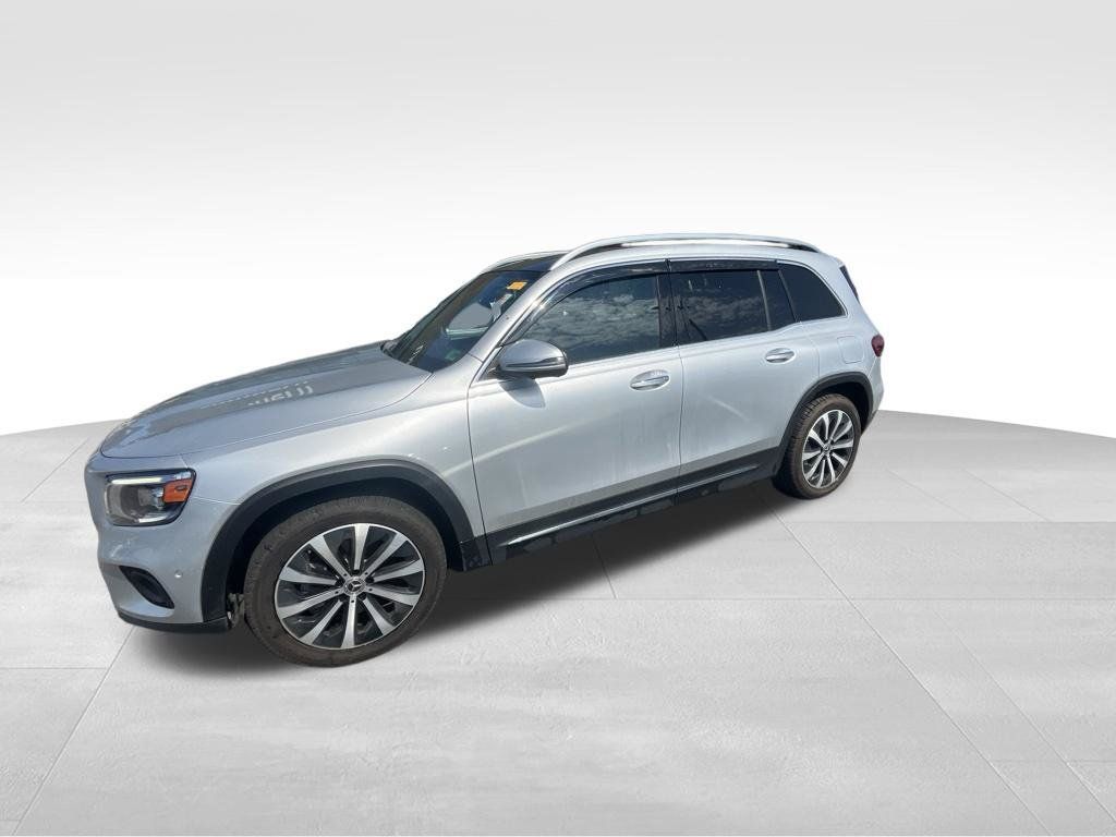 Used 2020 Mercedes-Benz GLB 250 4MATIC image 2