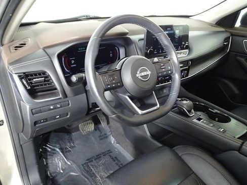 Used 2022 Nissan Rogue Platinum w/ Head-Up Display Package image 28