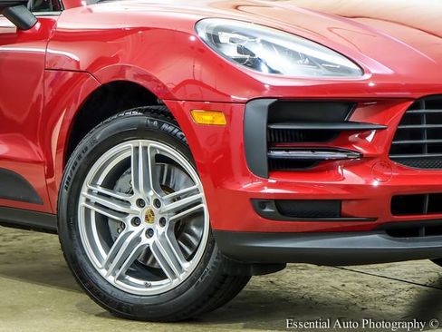Used 2021 Porsche Macan S AWD/4WD image 4