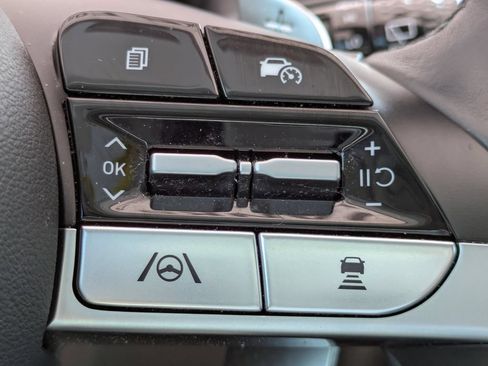 Used 2024 Hyundai Tucson Limited FWD image 19