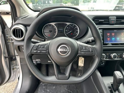 Used 2025 Nissan Versa S w/ S Plus Package FWD image 23