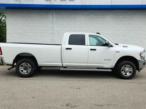 Used 2021 RAM 3500 Tradesman w/ Chrome Appearance Group AWD/4WD image 8