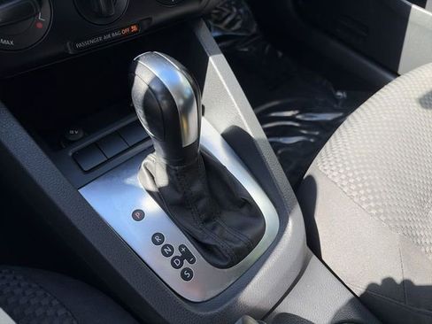 Used 2012 Volkswagen Jetta S FWD image 19