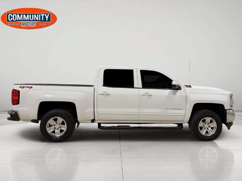 Used 2018 Chevrolet Silverado 1500 LT w/ All Star Edition AWD/4WD image 9