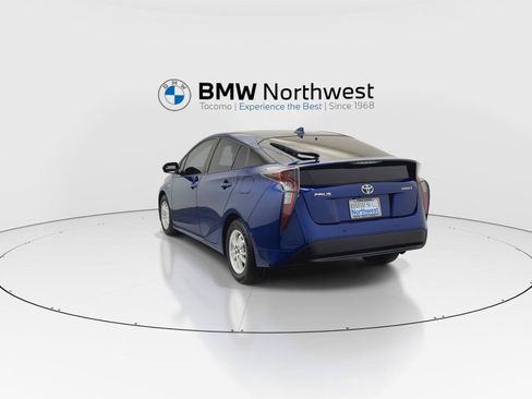 Used 2018 Toyota Prius Two w/ Prius Two Safety Plus Package FWD image 13