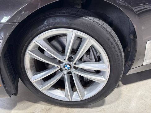 Used 2016 BMW 750i xDrive AWD/4WD image 2