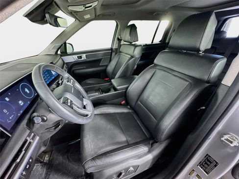 Used 2024 Hyundai Santa Fe Limited FWD image 11