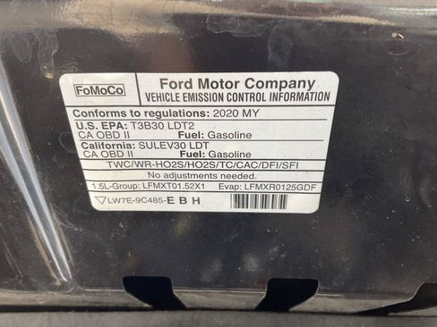 Used 2020 Ford Escape SE AWD/4WD image 25
