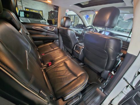 Used 2018 INFINITI QX60 Luxe w/ Premium Plus Package image 17