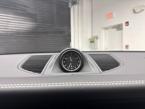 Certified 2026 Porsche Macan AWD/4WD image 20