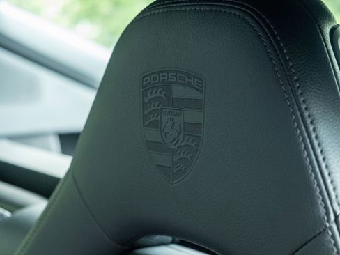 Certified 2022 Porsche Panamera 4 Platinum Edition AWD/4WD image 36