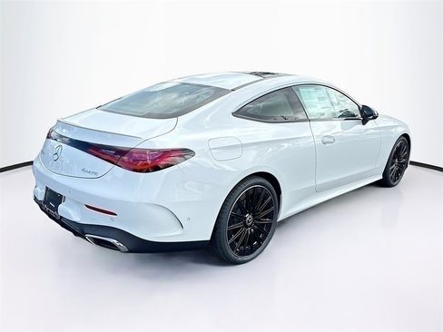 New 2026 Mercedes-Benz CLE 300 4MATIC Coupe image 4
