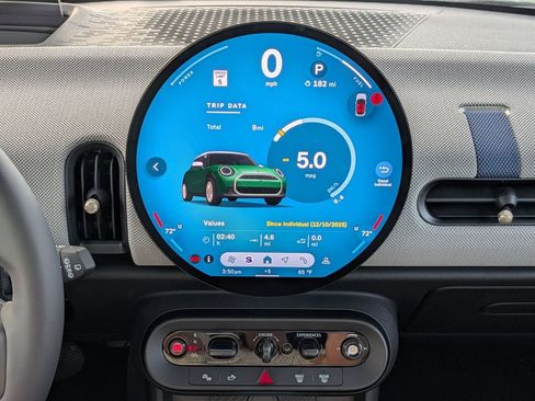 New 2026 MINI Cooper 4-Door Hardtop FWD image 19