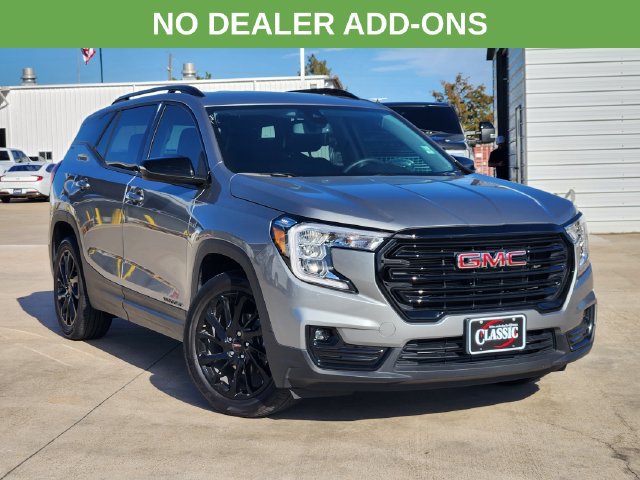 Used 2024 GMC Terrain SLT w/ Elevation Edition FWD image 1