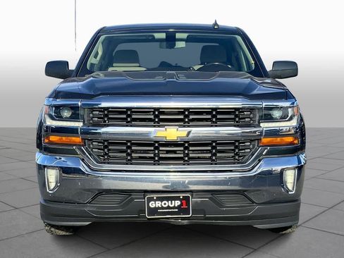 Used 2018 Chevrolet Silverado 1500 LT w/ LT Eassist Package image 3