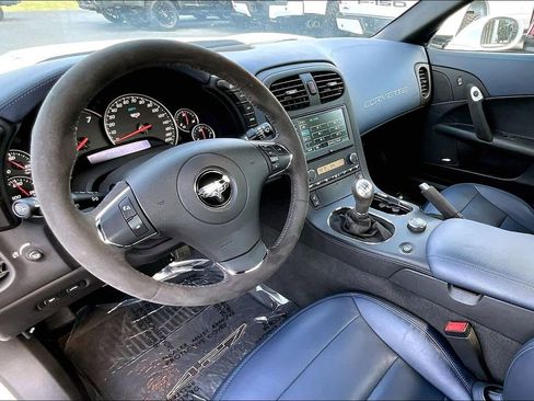 Used 2013 Chevrolet Corvette 427 w/ 1SC Preferred Equipment Group RWD image 9