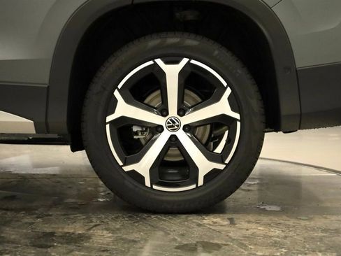 New 2026 Volkswagen Tiguan SE AWD/4WD image 33
