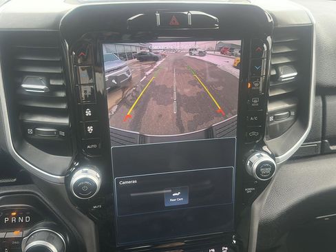 Used 2024 RAM 2500 Big Horn w/ Night Edition image 21