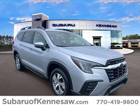 Used 2025 Subaru Ascent Premium w/ Popular Package #2 image 1