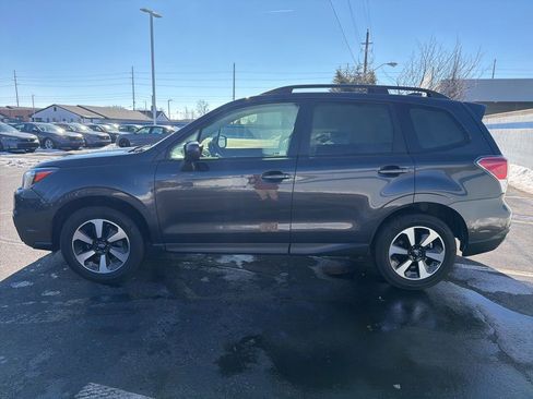 Used 2018 Subaru Forester 2.5i Premium image 2