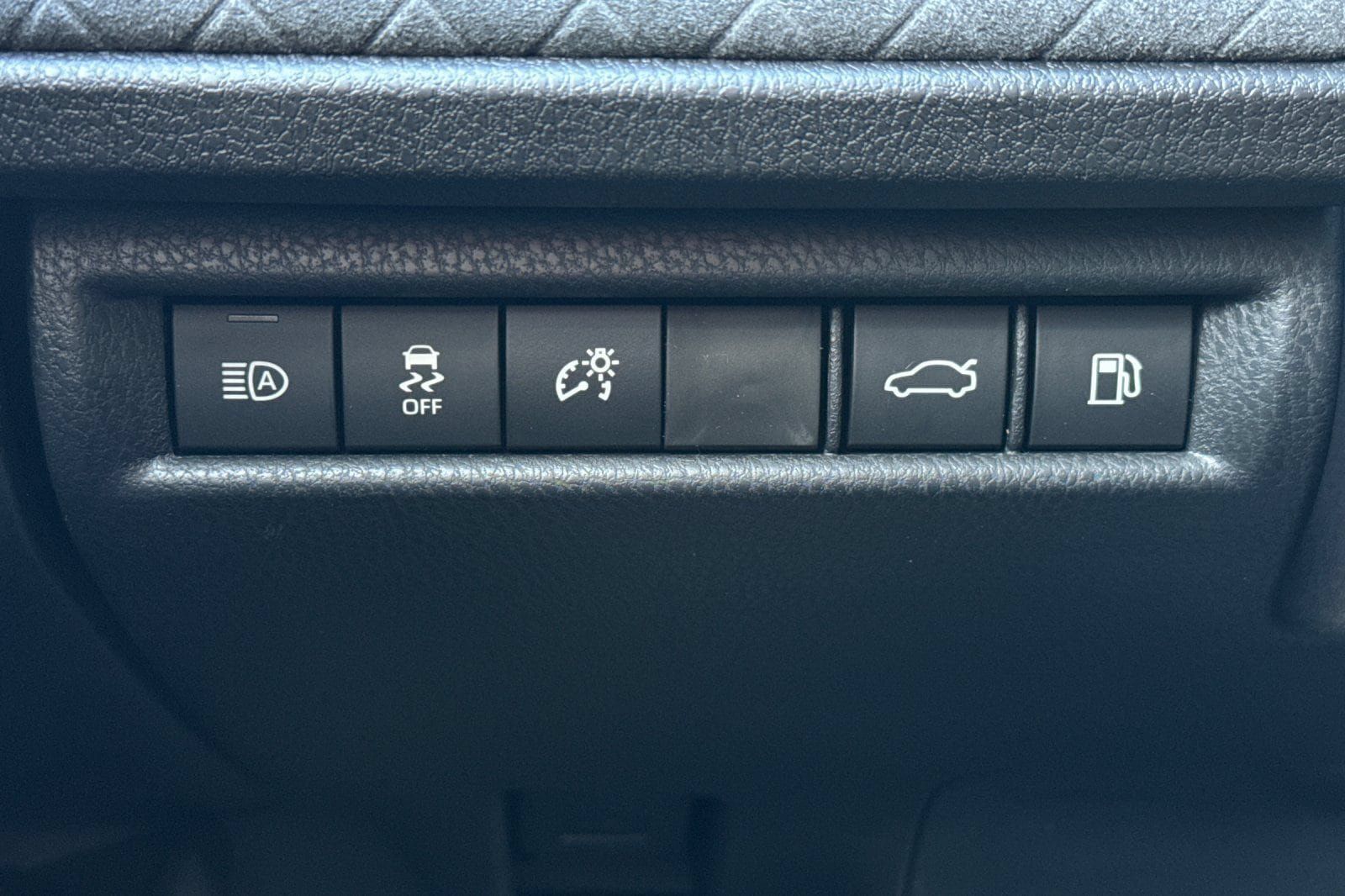 New 2026 Toyota Camry XSE AWD/4WD image 28