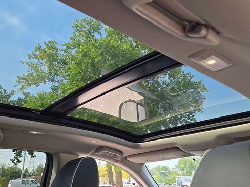 Used 2023 Acura MDX SH-AWD w/ Advance Package image 12