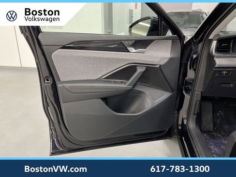 New 2026 Volkswagen Tiguan S image 25