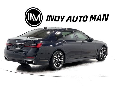 Used 2021 BMW 750i xDrive w/ Executive Package AWD/4WD image 4
