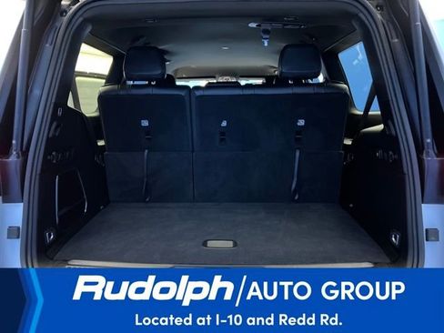 Used 2024 Jeep Wagoneer 4WD w/ HD Trailer Tow Package image 22