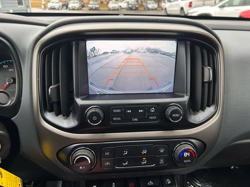 Used 2016 Chevrolet Colorado Z71 image 17