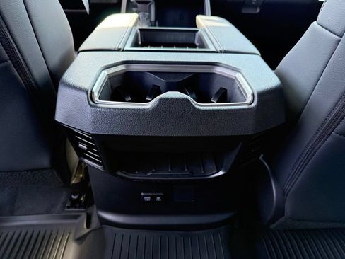 New 2026 Toyota Tundra SR5 AWD/4WD image 34
