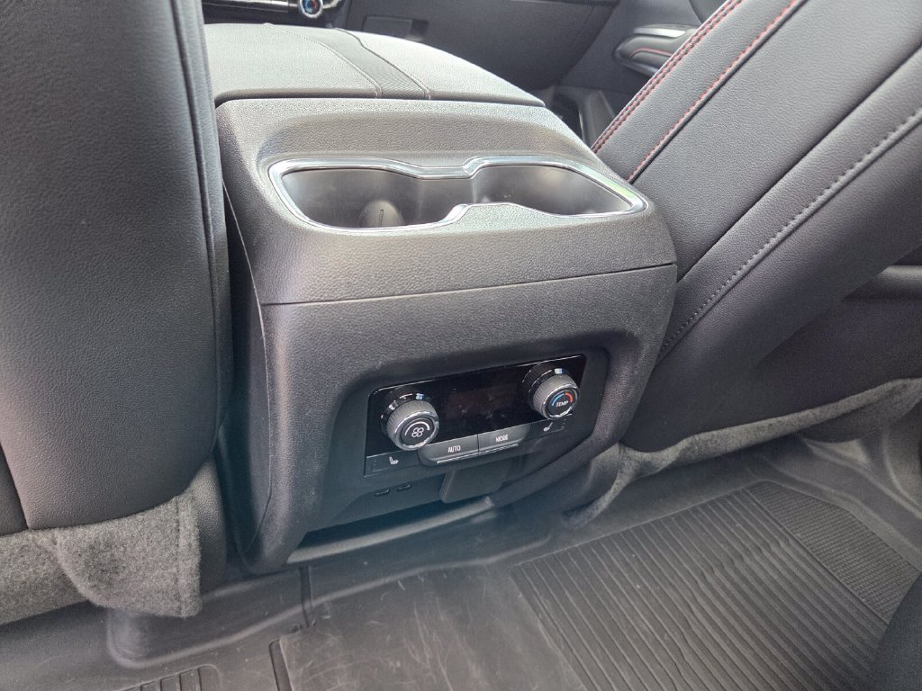Used 2024 Chevrolet Traverse RS w/ LPO, Floor Liner Package FWD image 7