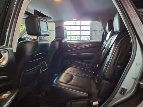 Used 2019 INFINITI QX60 Luxe w/ Essential Package image 16