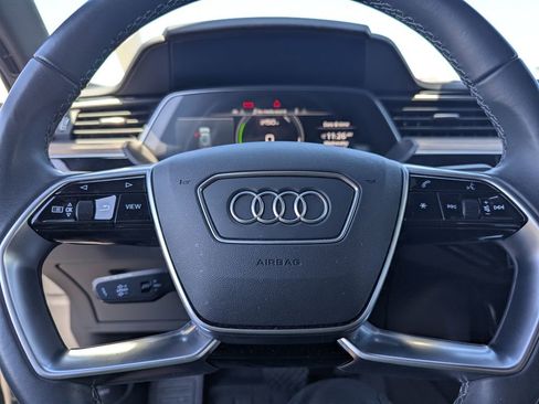 Used 2024 Audi Q8 e-tron Premium Plus AWD/4WD image 17