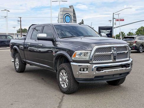 Used 2016 RAM 2500 Laramie image 5