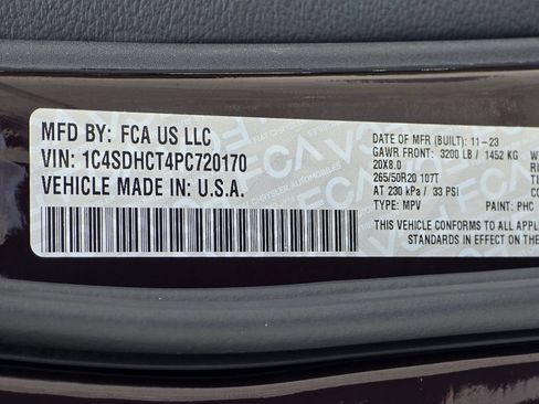 Used 2023 Dodge Durango R/T w/ Blacktop Package RWD image 28