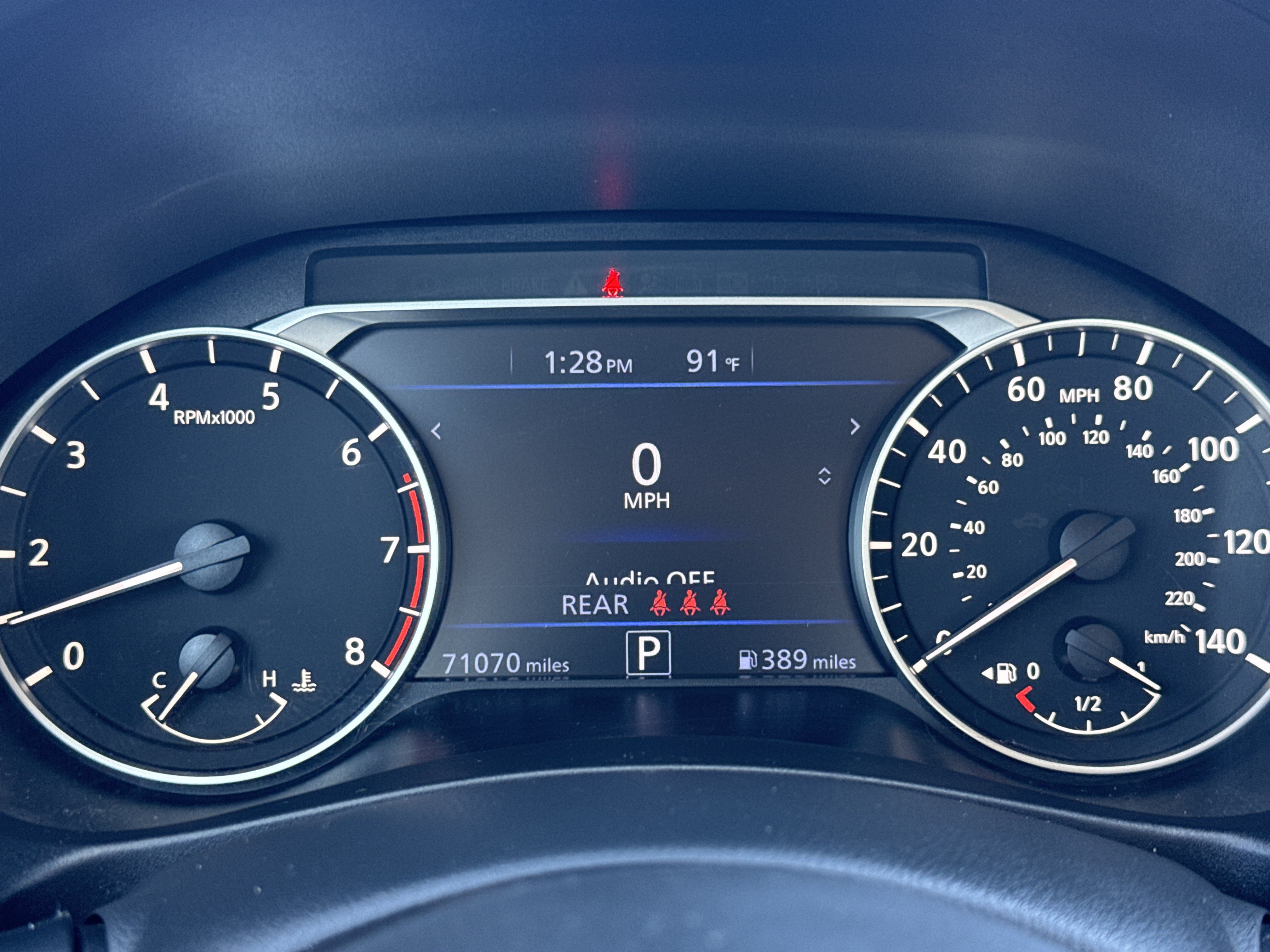 Used 2025 Nissan Altima 2.5 SV FWD image 11