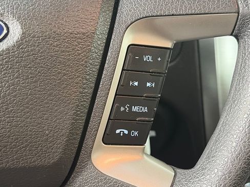 Used 2011 Ford Fusion SE w/ 202A Rapid Spec Order Code image 18